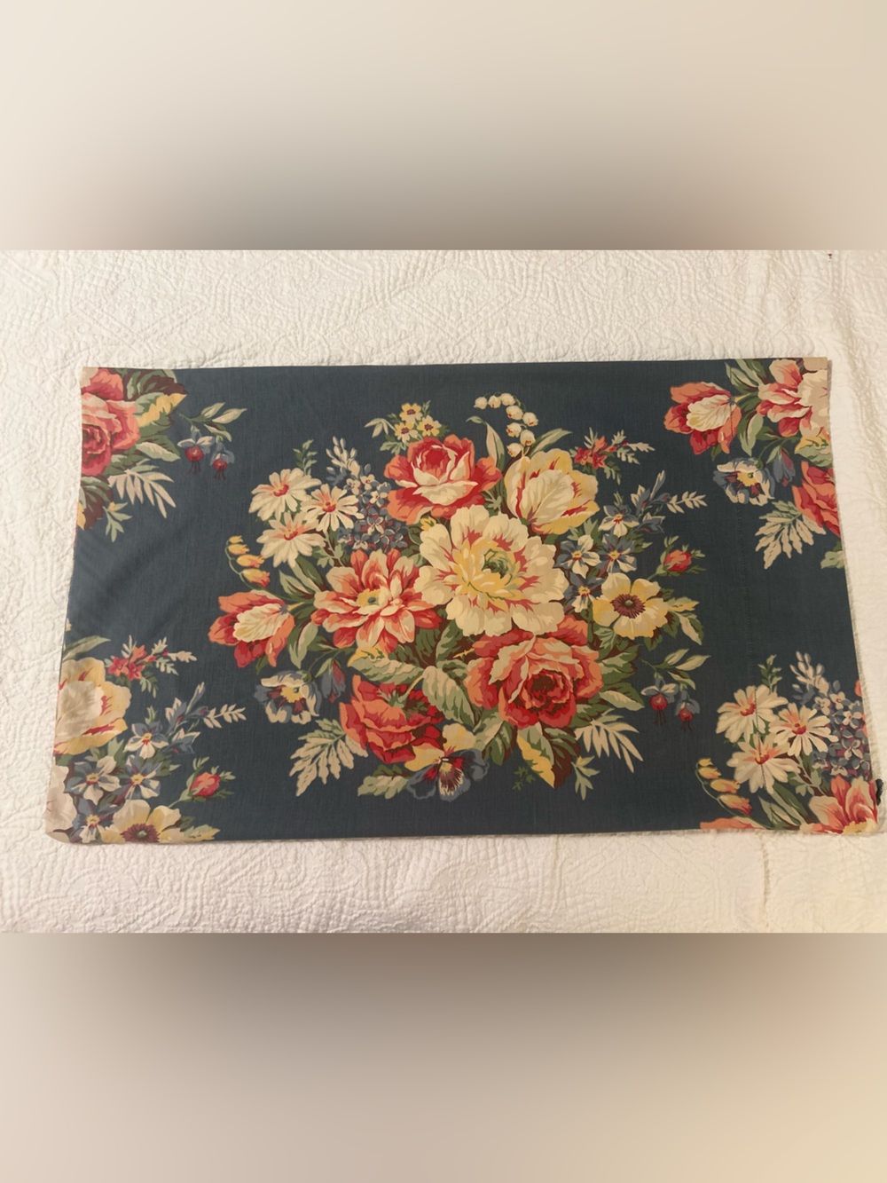 1980s Ralph Lauren Kimberly set of 2 standard pillowcases USA floral cottage